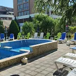 415 Slantchev Briag