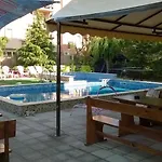 Hotel 415 3*
