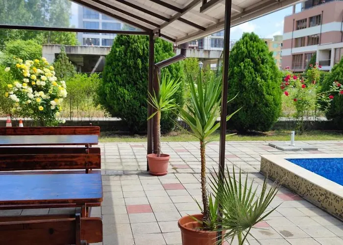 Otel 415 Sunny Beach