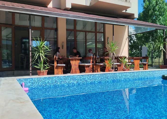 415 Hotell Slăntjev Brjag